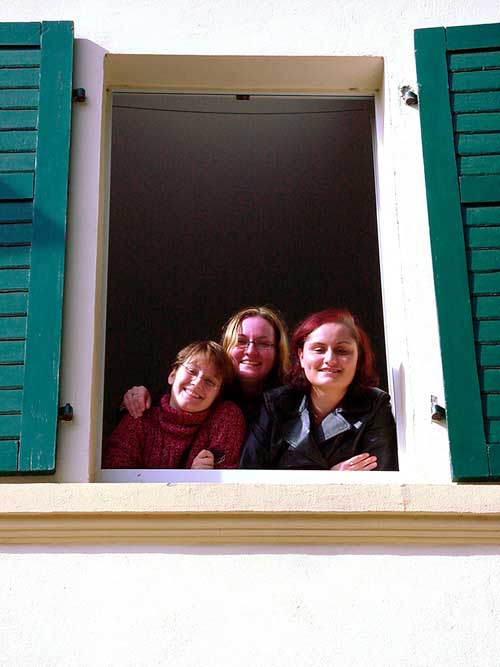anja, jessi and trixi